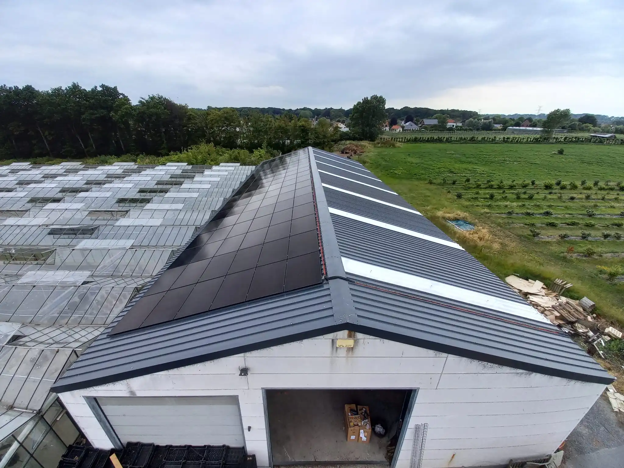 opslagruimte met zonnepanelen